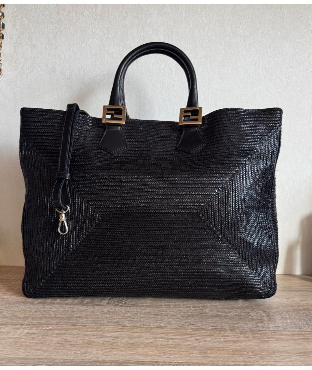 FENDI Черная сумка с короткими ручками, фото 9