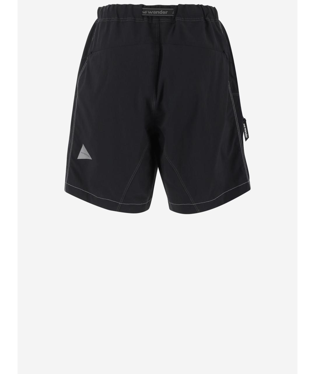 AND WANDER Черные полиамидовые шорты, фото 2