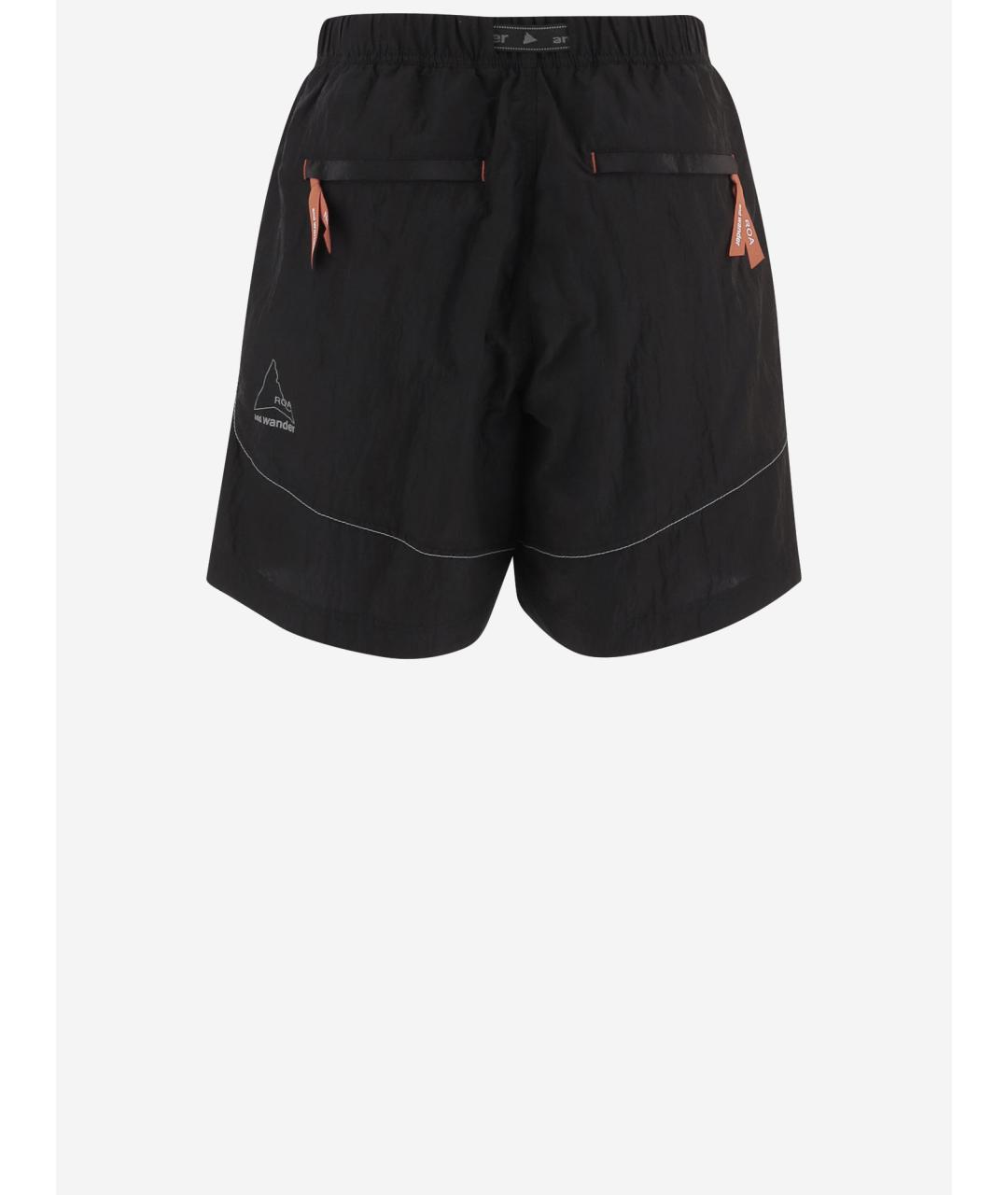 AND WANDER Черные полиамидовые шорты, фото 2