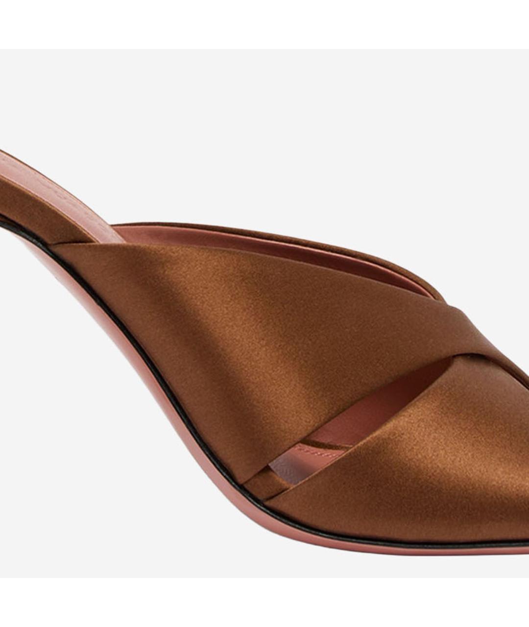 Amina Muaddi Коричневые текстильные мюли, фото 5