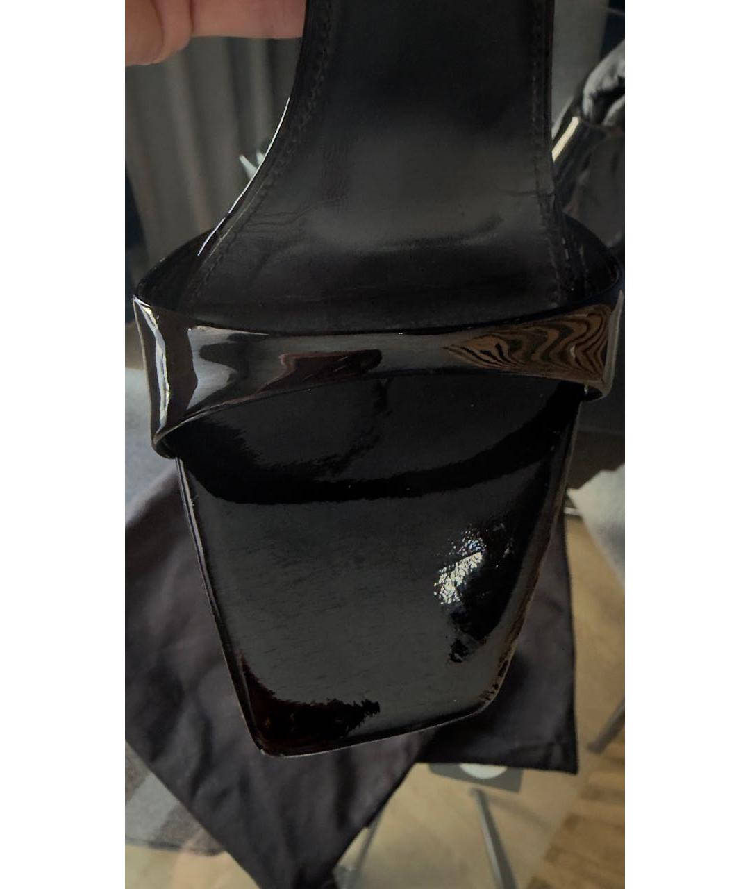 SAINT LAURENT Черные босоножки из лакированной кожи, фото 5