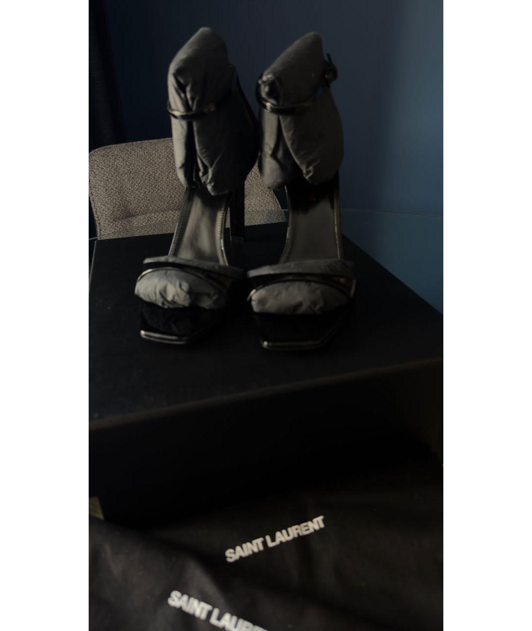 SAINT LAURENT Черные босоножки из лакированной кожи, фото 2