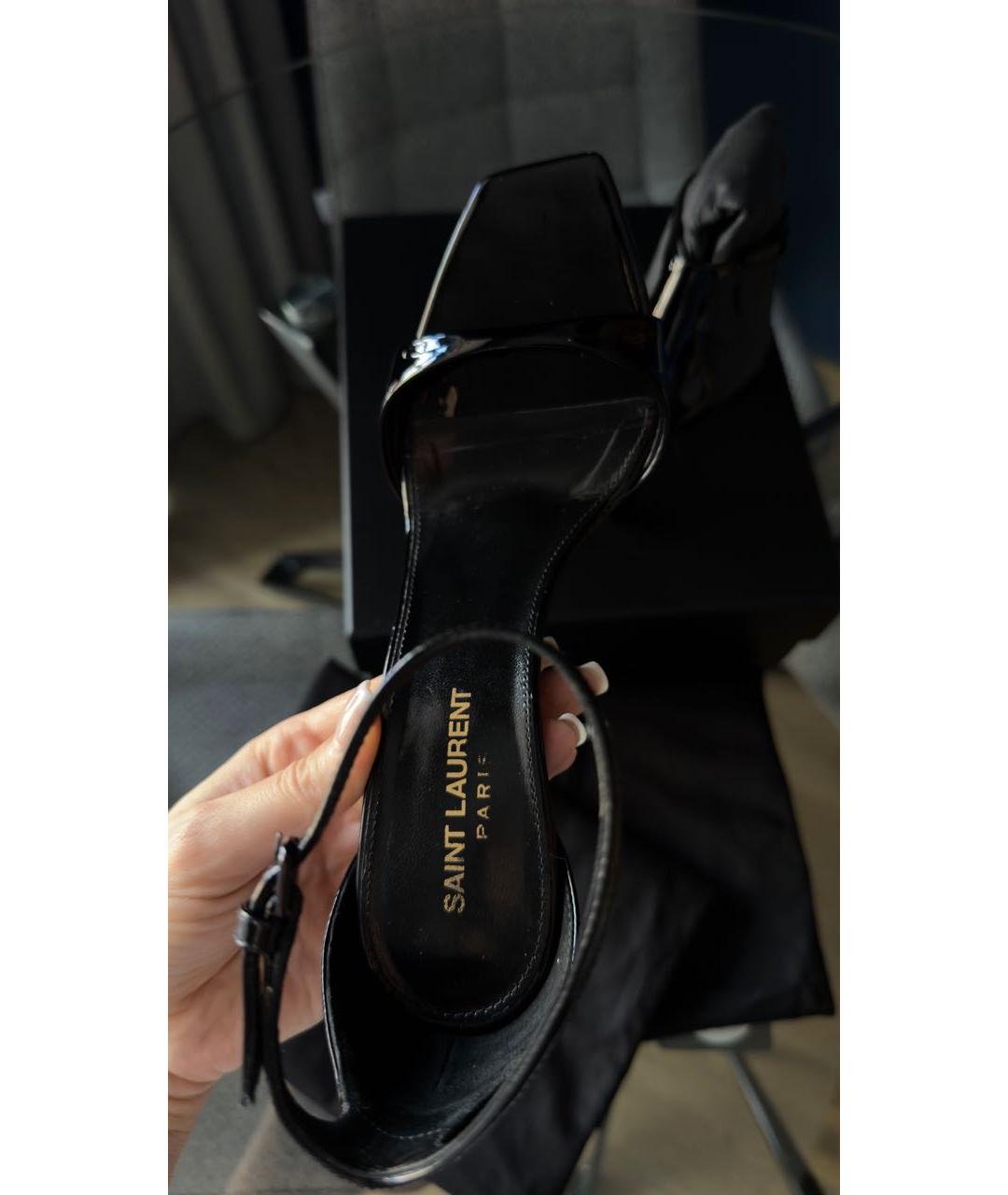 SAINT LAURENT Черные босоножки из лакированной кожи, фото 3