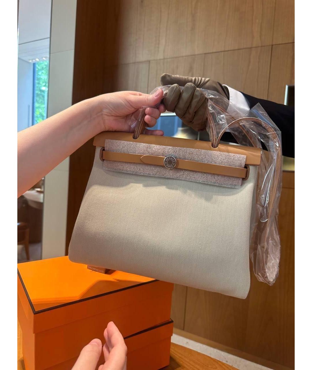 HERMES Бежевая кожаная сумка тоут, фото 2