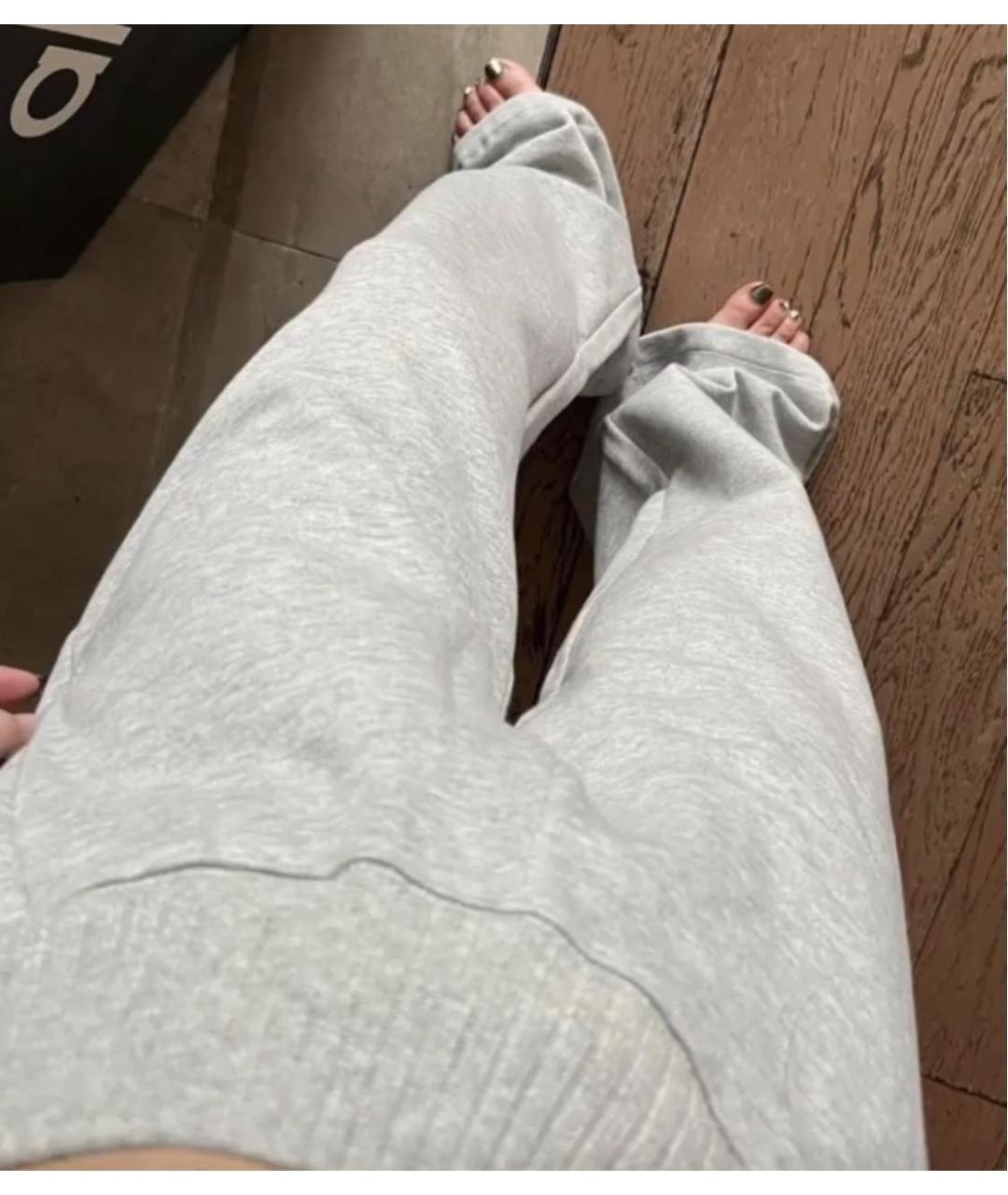 ALO YOGA Серые спортивные брюки и шорты, фото 8