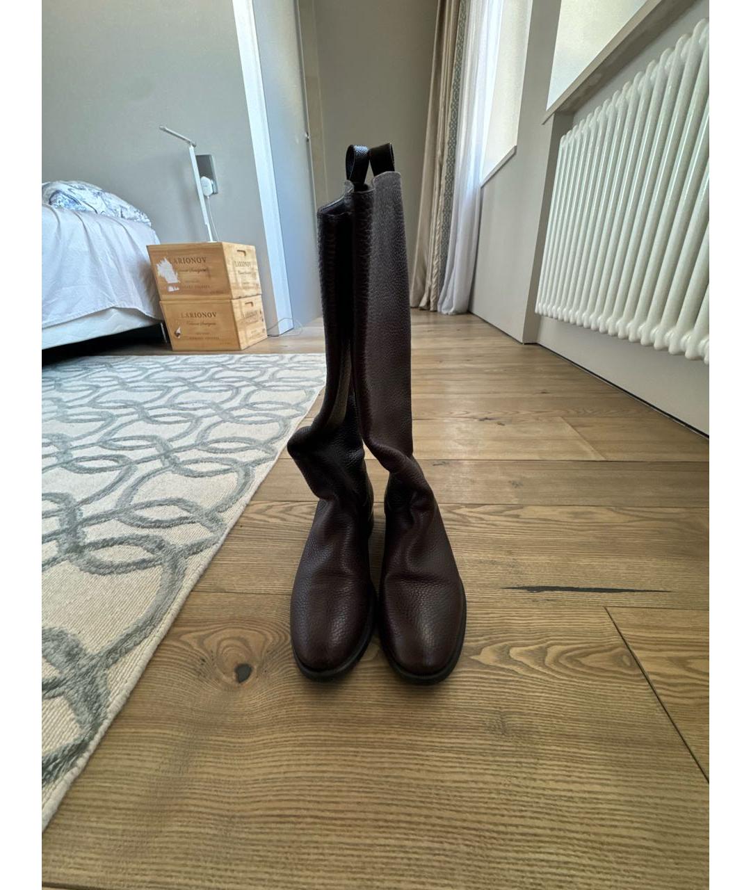 LOUIS VUITTON Коричневые кожаные сапоги, фото 2