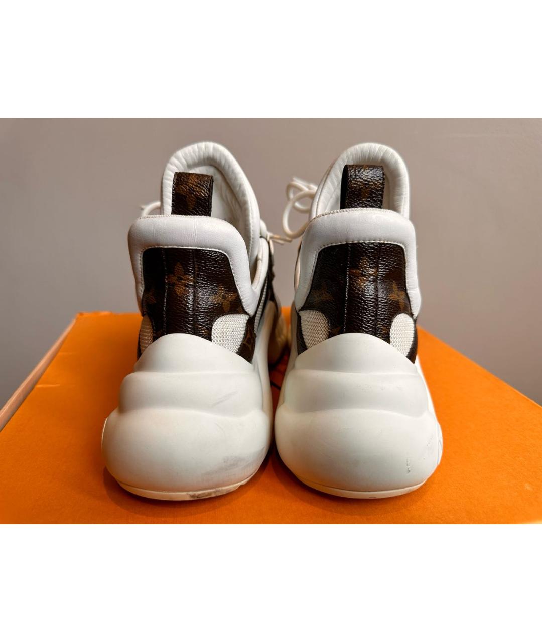 LOUIS VUITTON Белые кожаные кроссовки, фото 4
