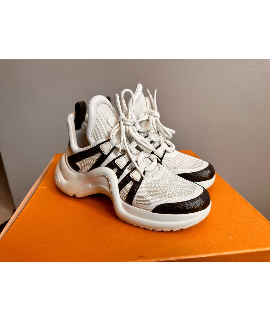 LOUIS VUITTON Белые кожаные кроссовки, фото 6