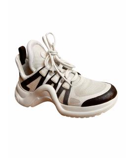 LOUIS VUITTON Кроссовки