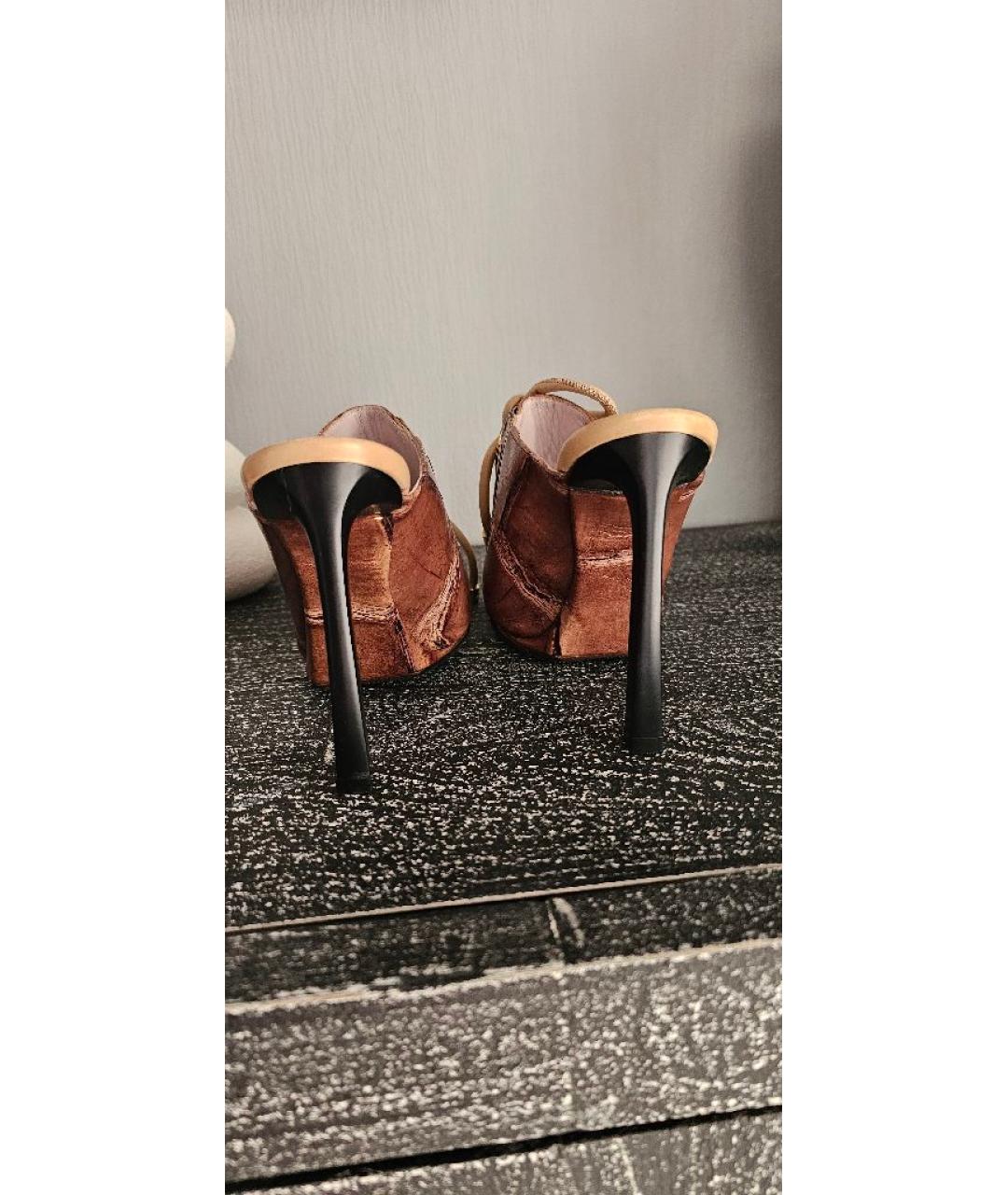 VIKTOR & ROLF Коричневые кожаные сабо, фото 4