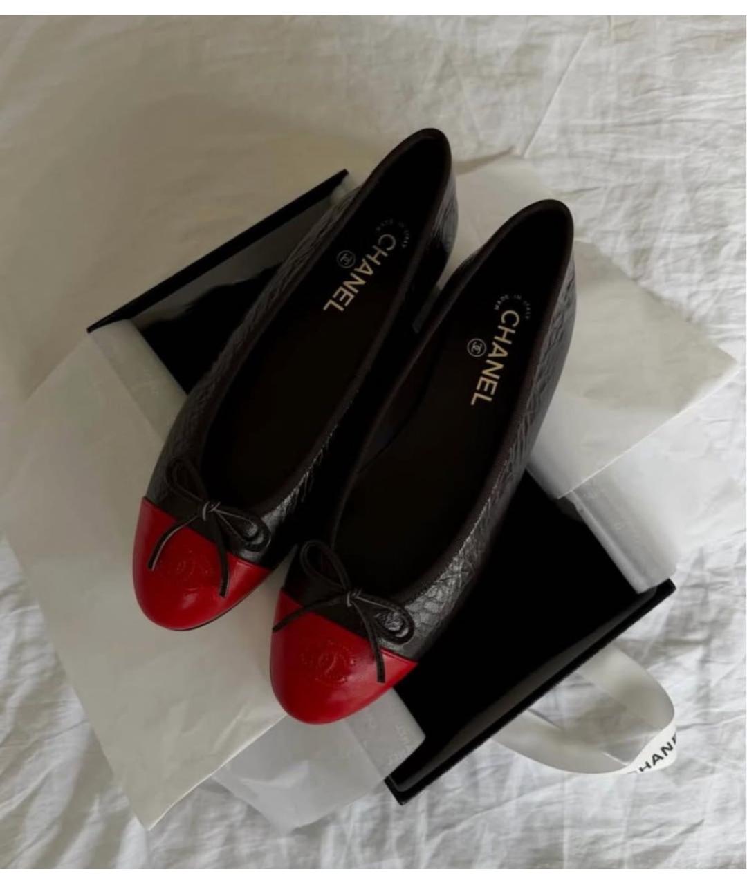 CHANEL Черные кожаные балетки, фото 2