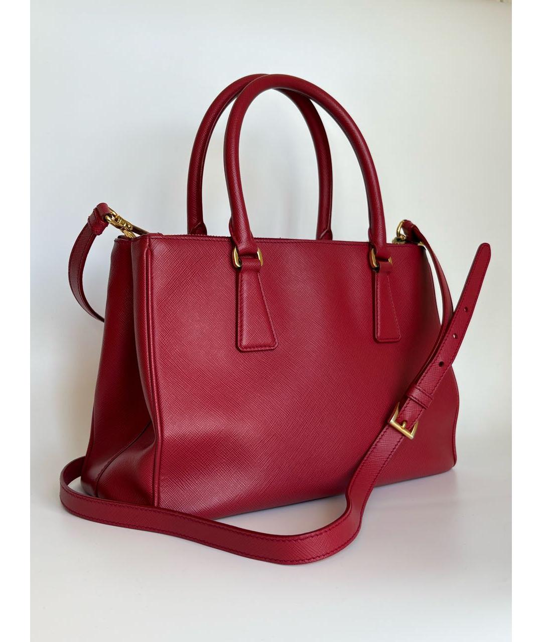 PRADA Бордовая кожаная сумка с короткими ручками, фото 3