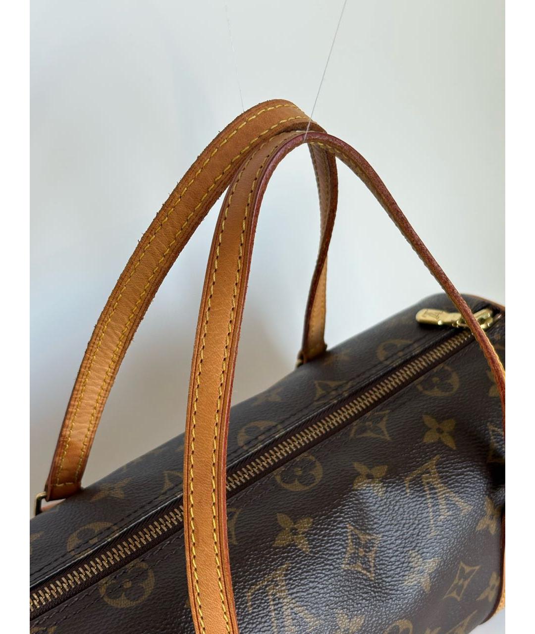 LOUIS VUITTON Коричневая кожаная сумка с короткими ручками, фото 6