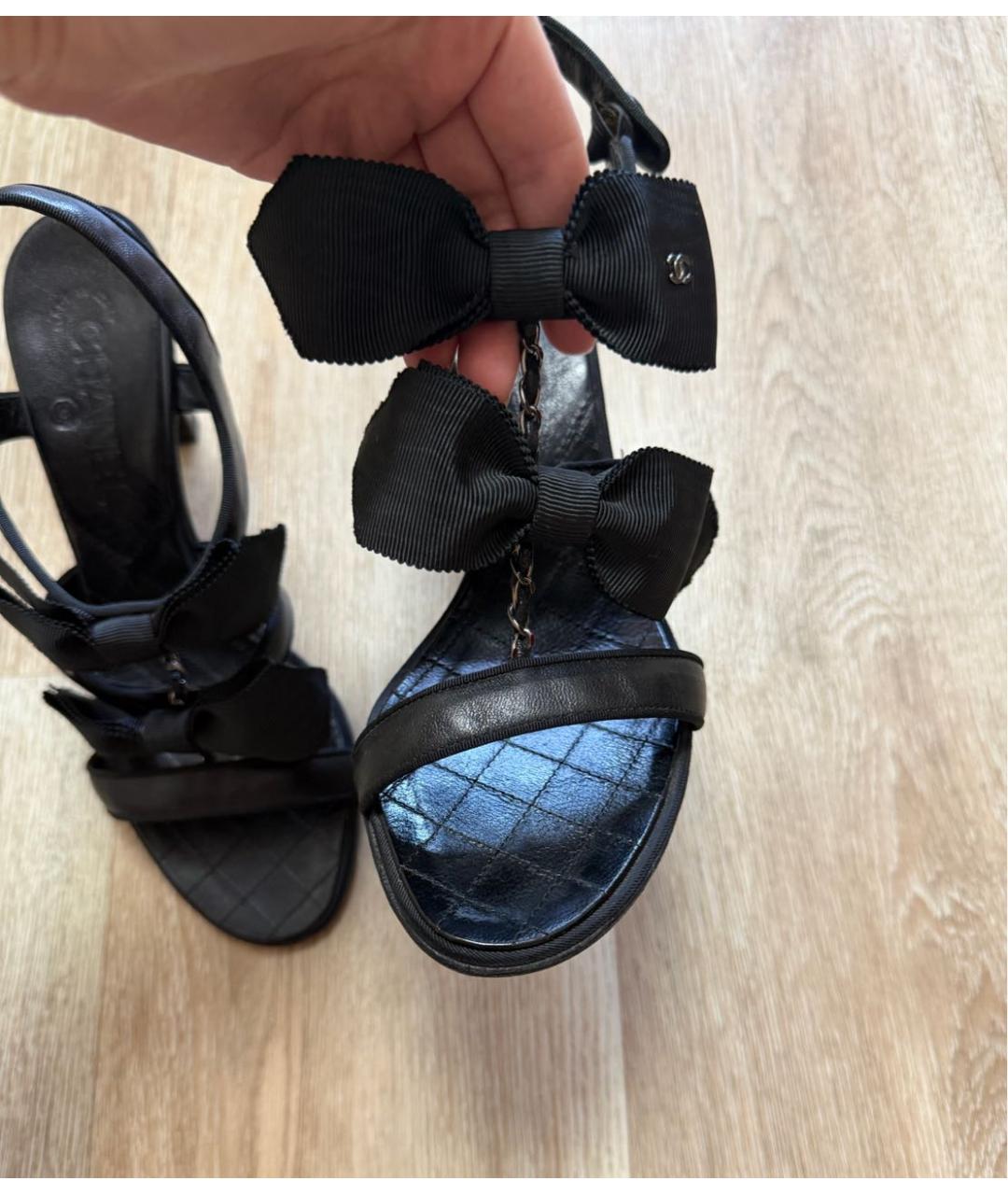CHANEL Черные кожаные босоножки, фото 6