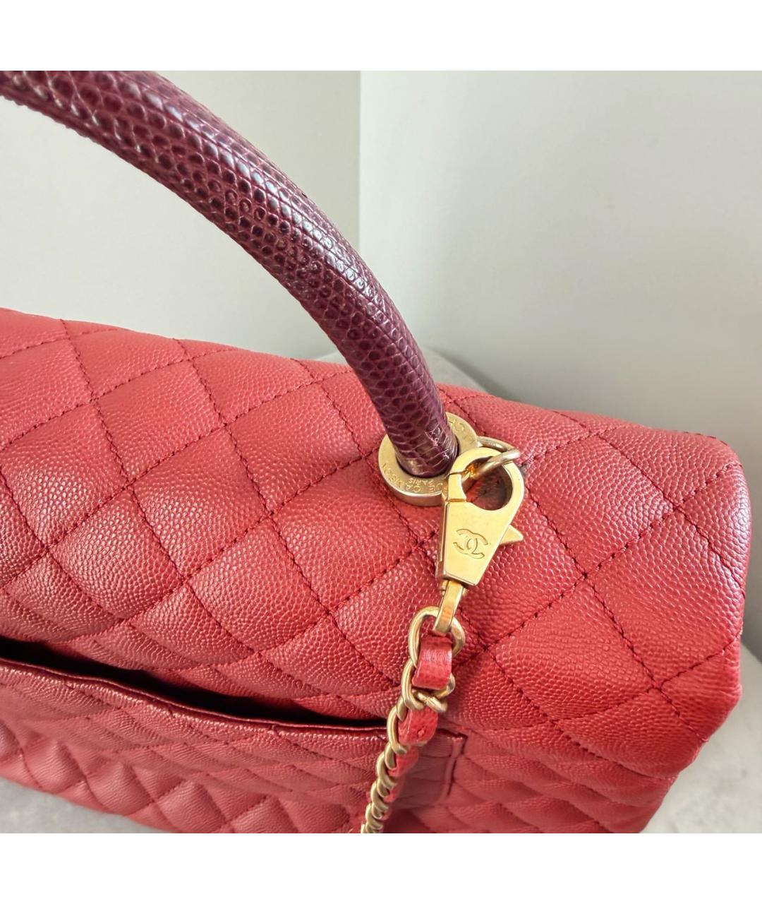 CHANEL Красная кожаная сумка с короткими ручками, фото 6