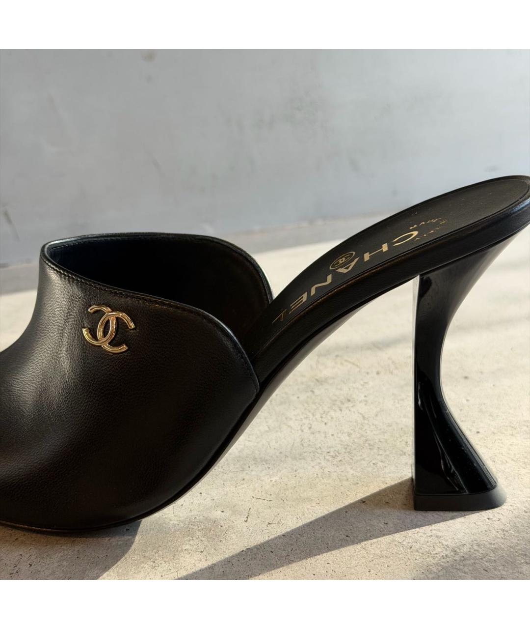 CHANEL Черные кожаные сабо, фото 2