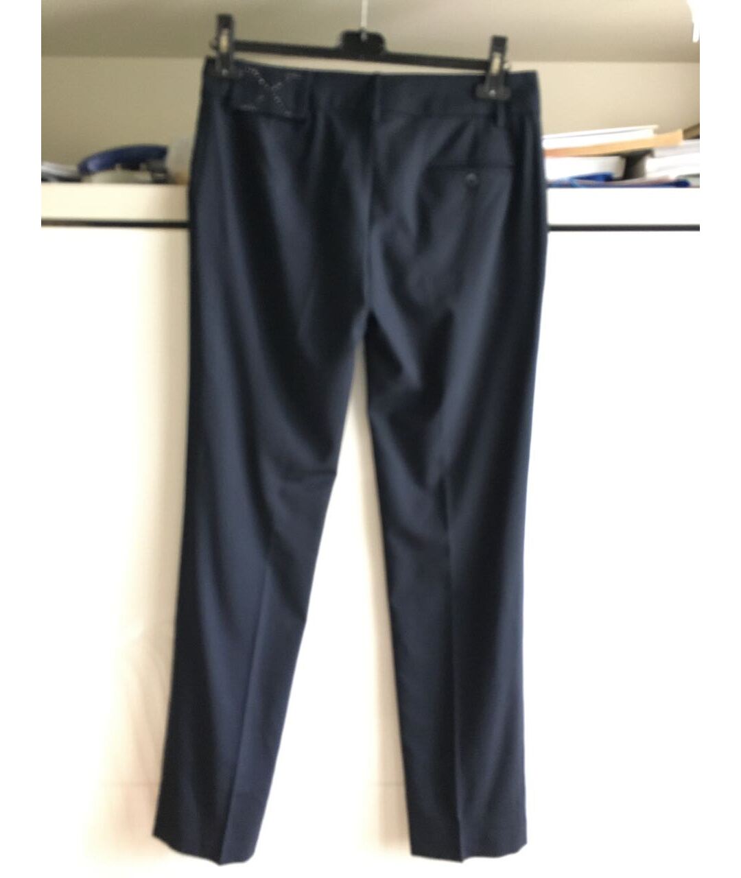 JOHN RICHMOND Темно-синие шерстяные прямые брюки, фото 2