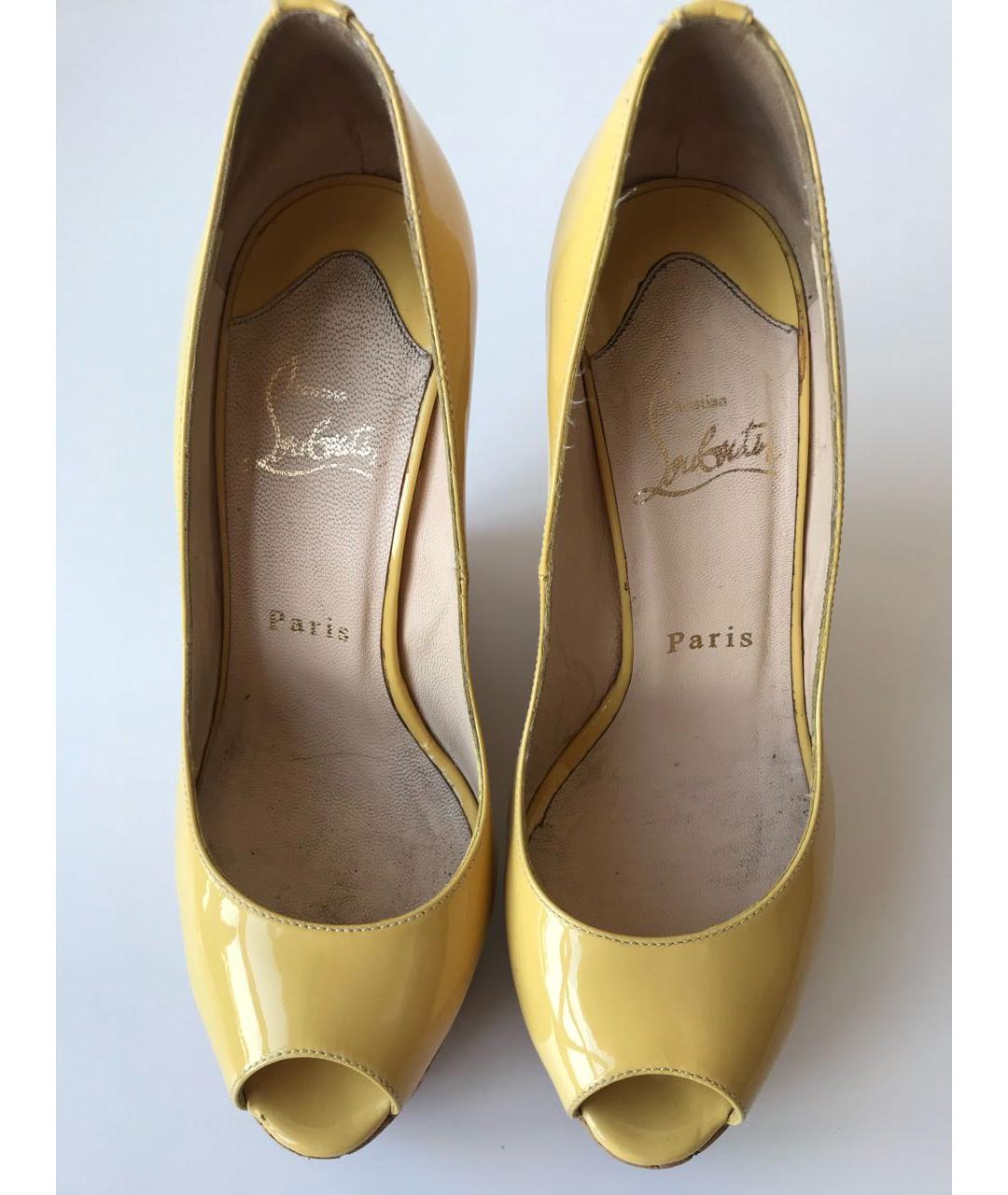 CHRISTIAN LOUBOUTIN Желтые туфли из лакированной кожи, фото 3