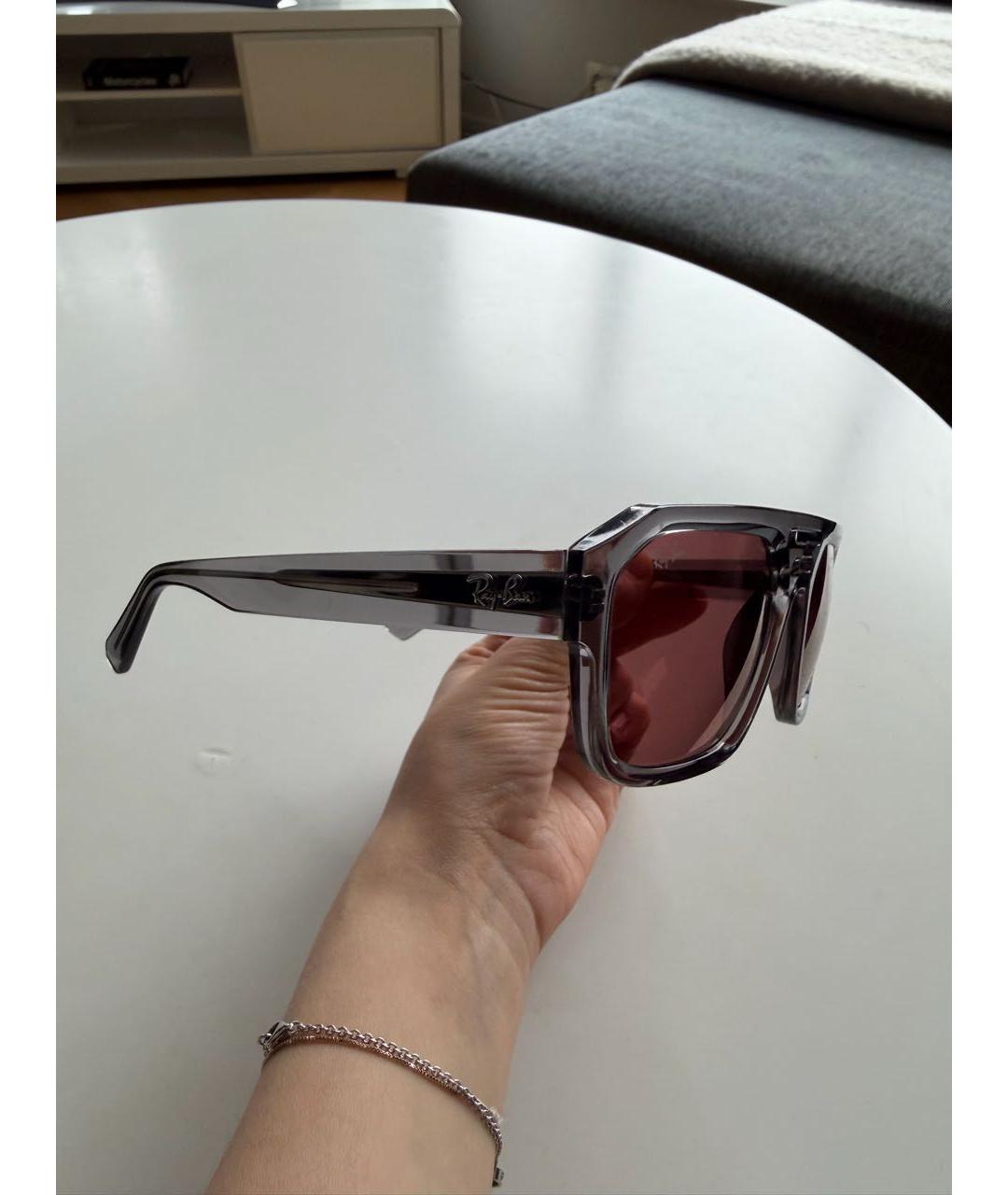 RAY BAN Серые пластиковые солнцезащитные очки, фото 2