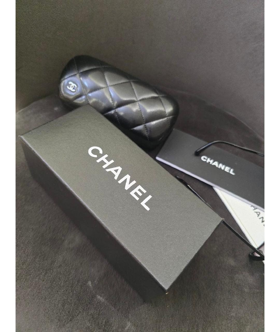 CHANEL Черные пластиковые солнцезащитные очки, фото 4