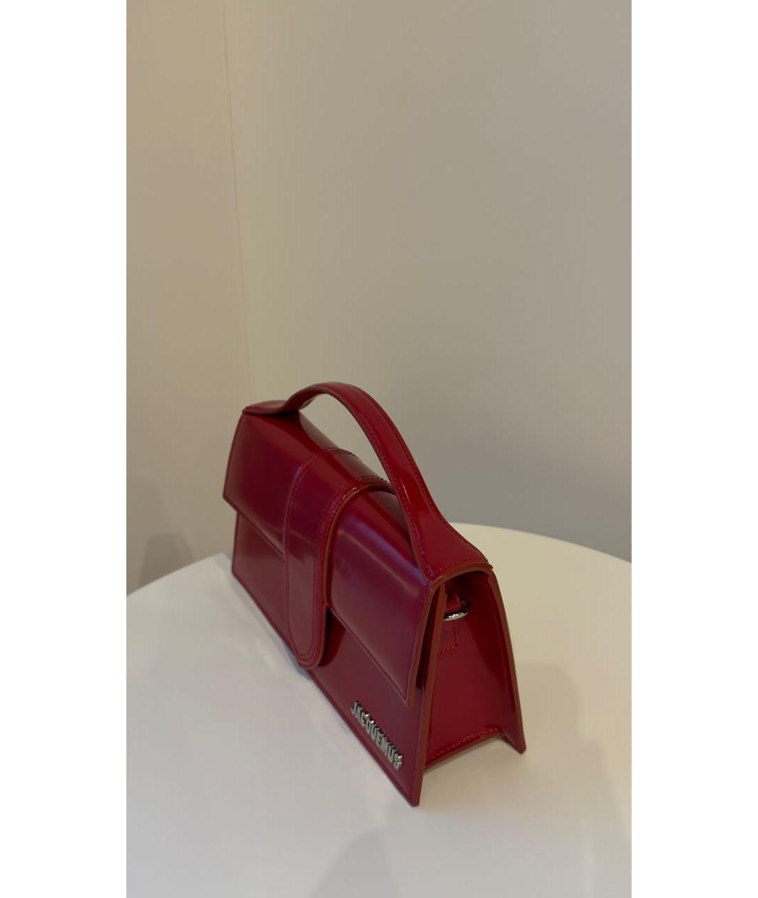 JACQUEMUS Красная сумка с короткими ручками из лакированной кожи, фото 2
