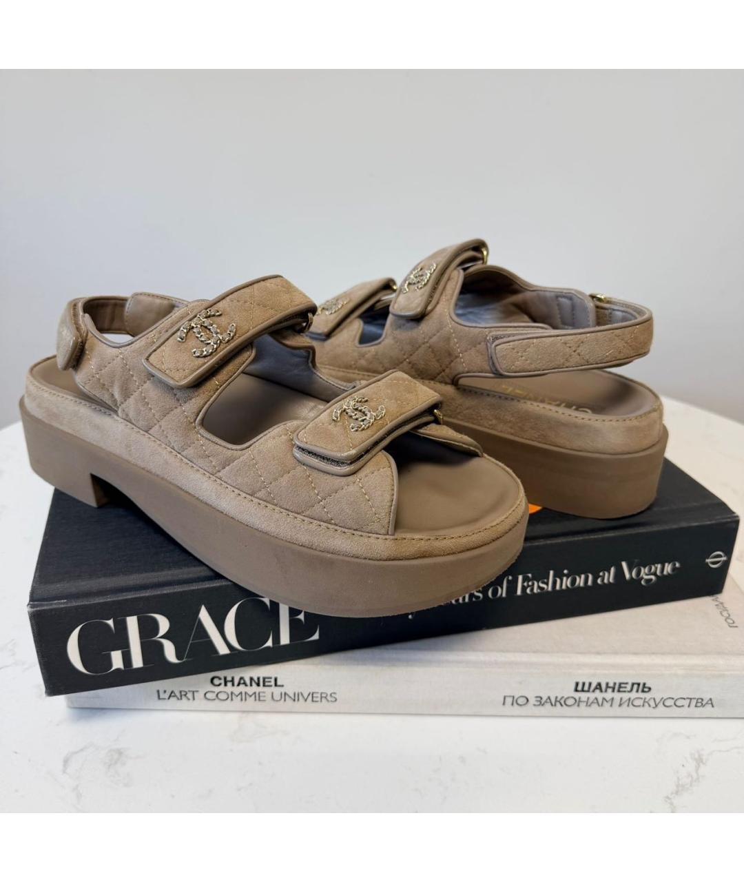 CHANEL Коричневые замшевые сабо, фото 2