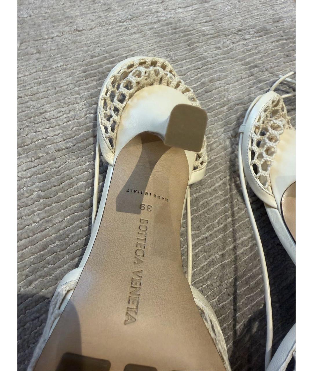 BOTTEGA VENETA Бежевые кожаные туфли, фото 7