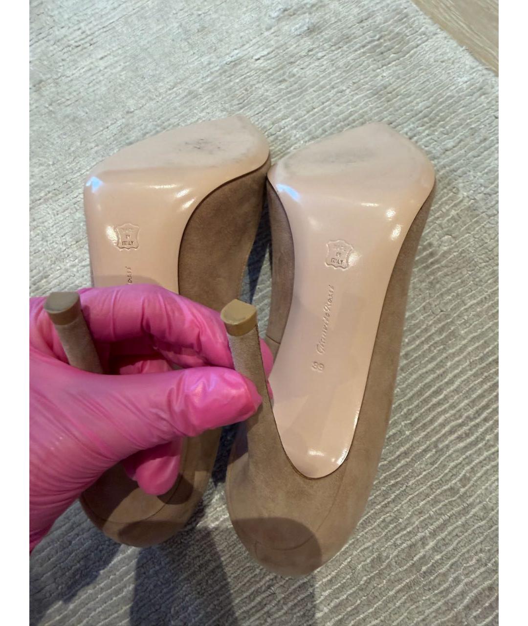 GIANVITO ROSSI Бежевые замшевые туфли, фото 8