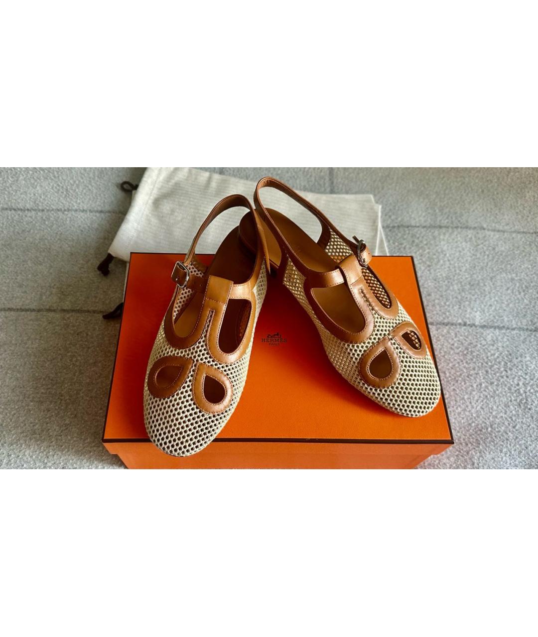 HERMES Бежевые текстильные балетки, фото 5
