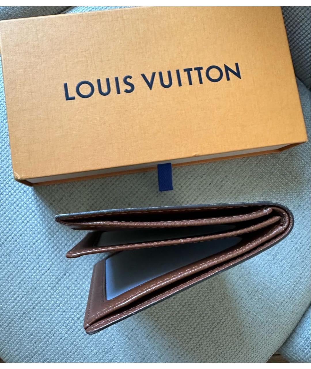 LOUIS VUITTON Кожаная визитница, фото 6