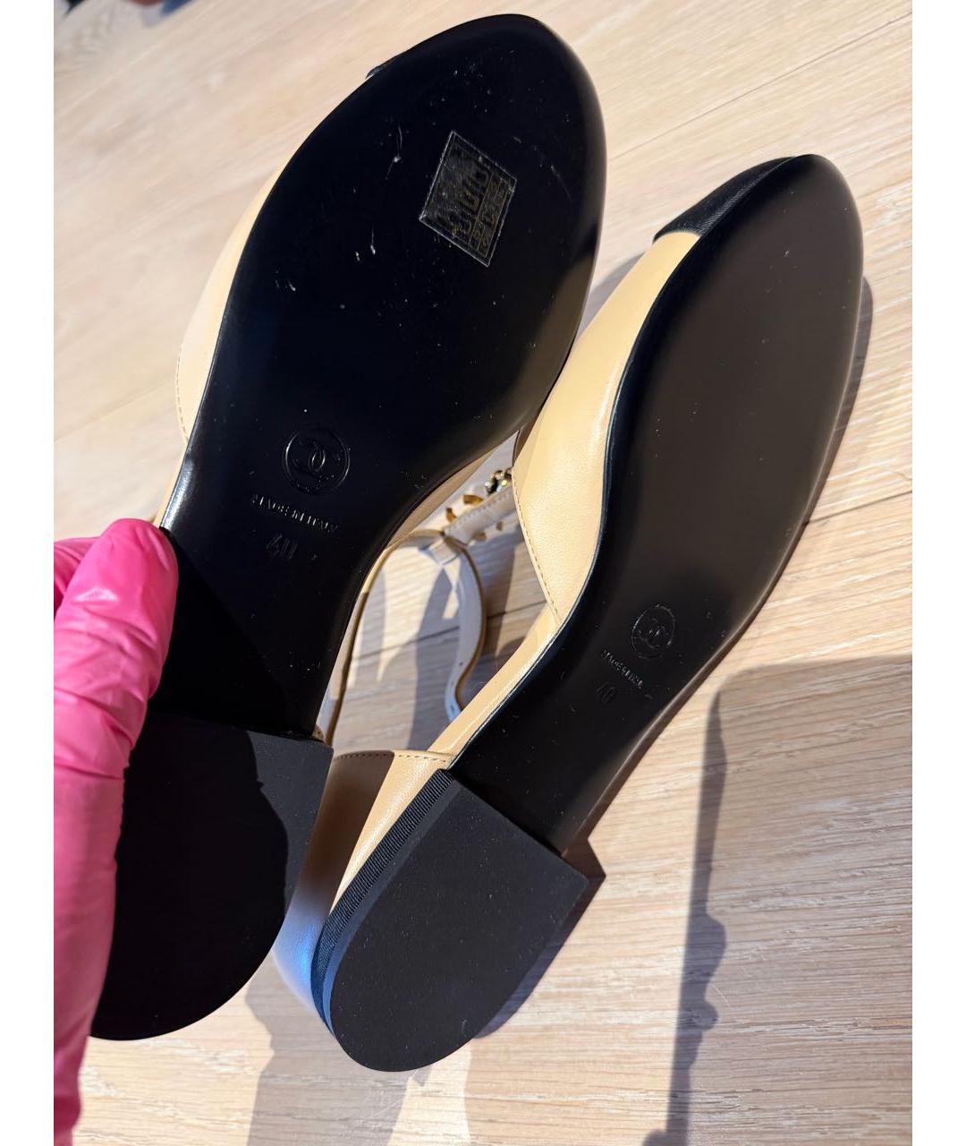 CHANEL Бежевые кожаные балетки, фото 5