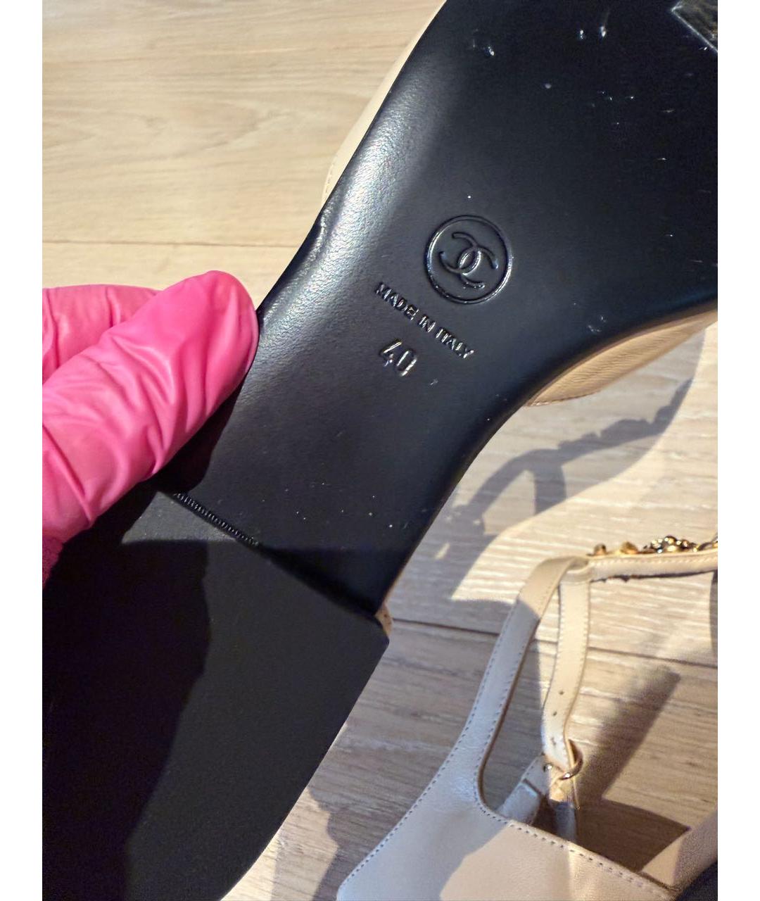 CHANEL Бежевые кожаные балетки, фото 6