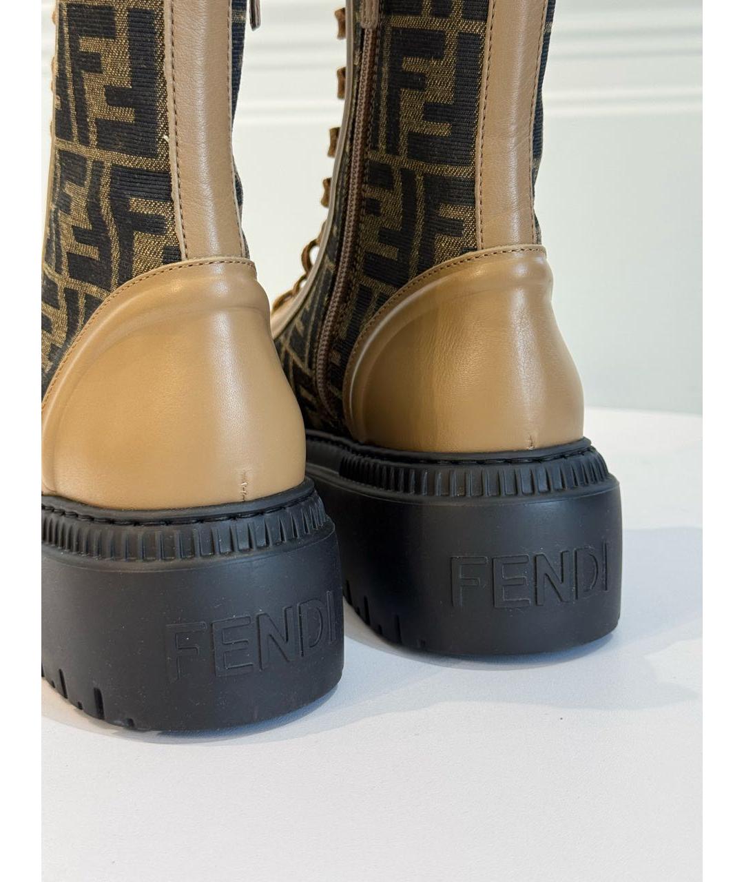 FENDI Бежевые ботинки, фото 4