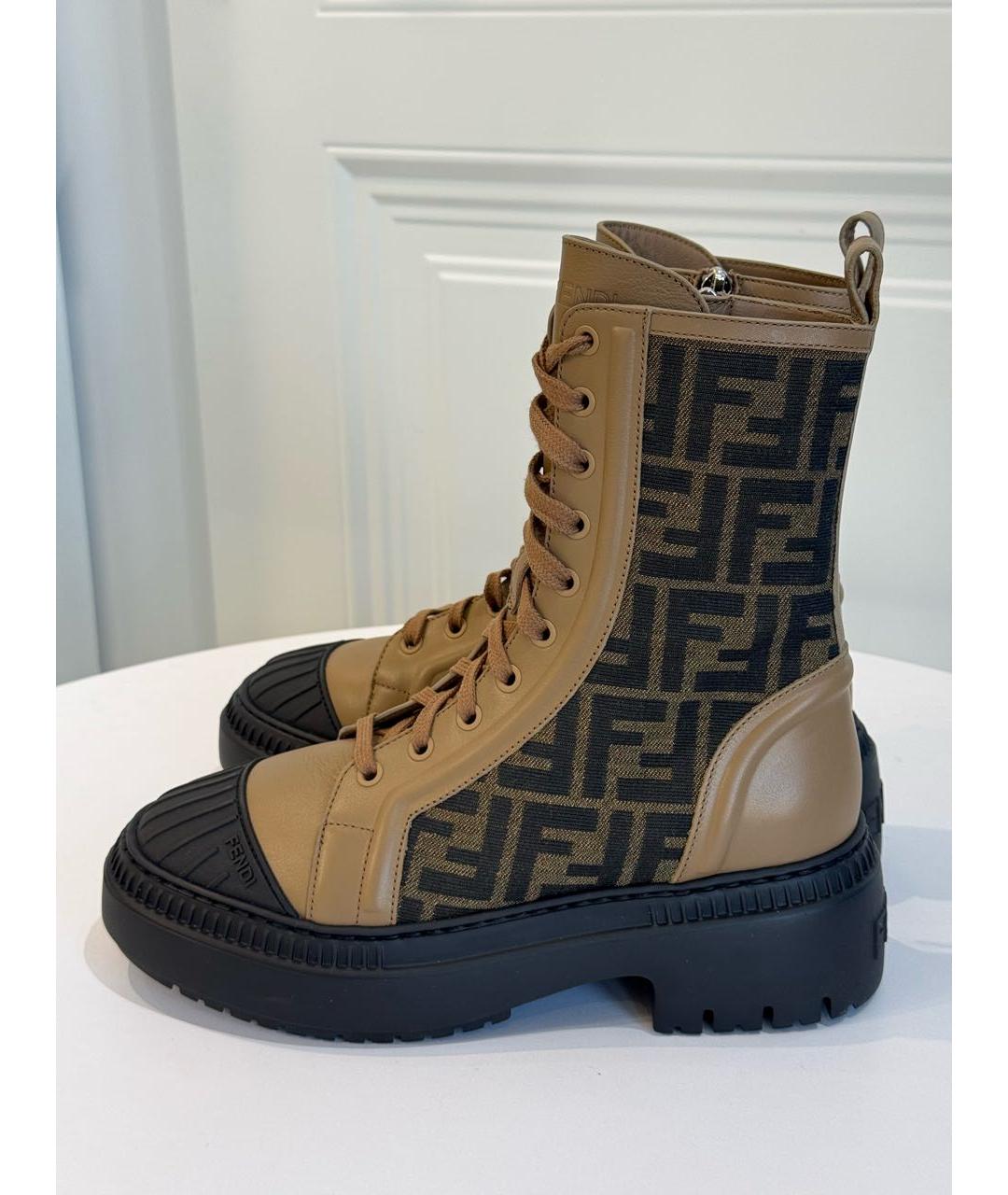 FENDI Бежевые ботинки, фото 9