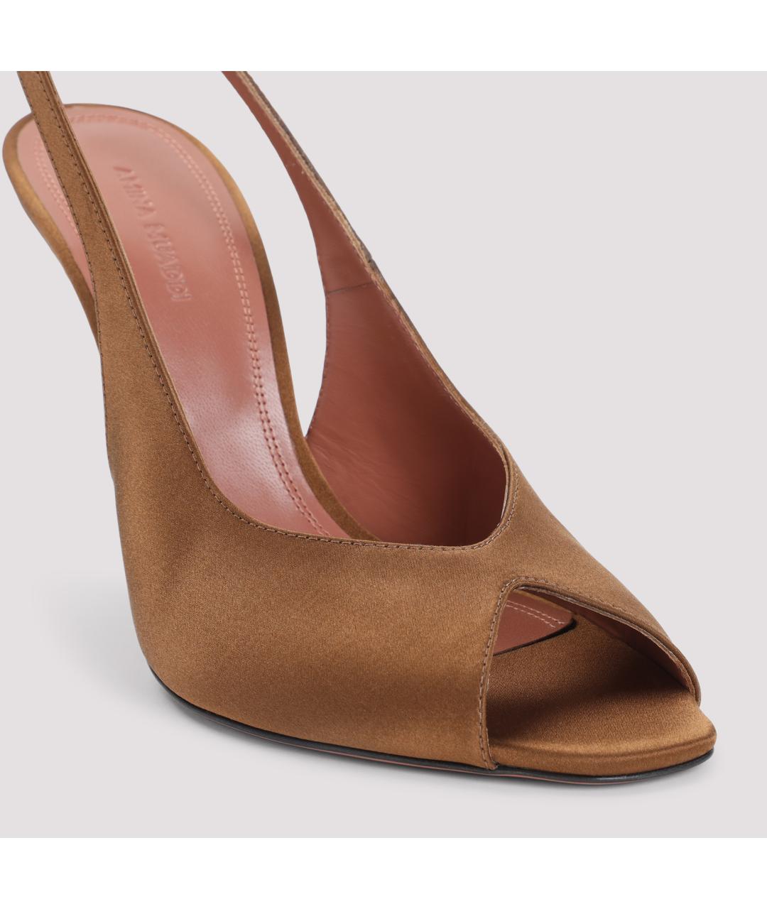 Amina Muaddi Коричневые текстильные босоножки, фото 5