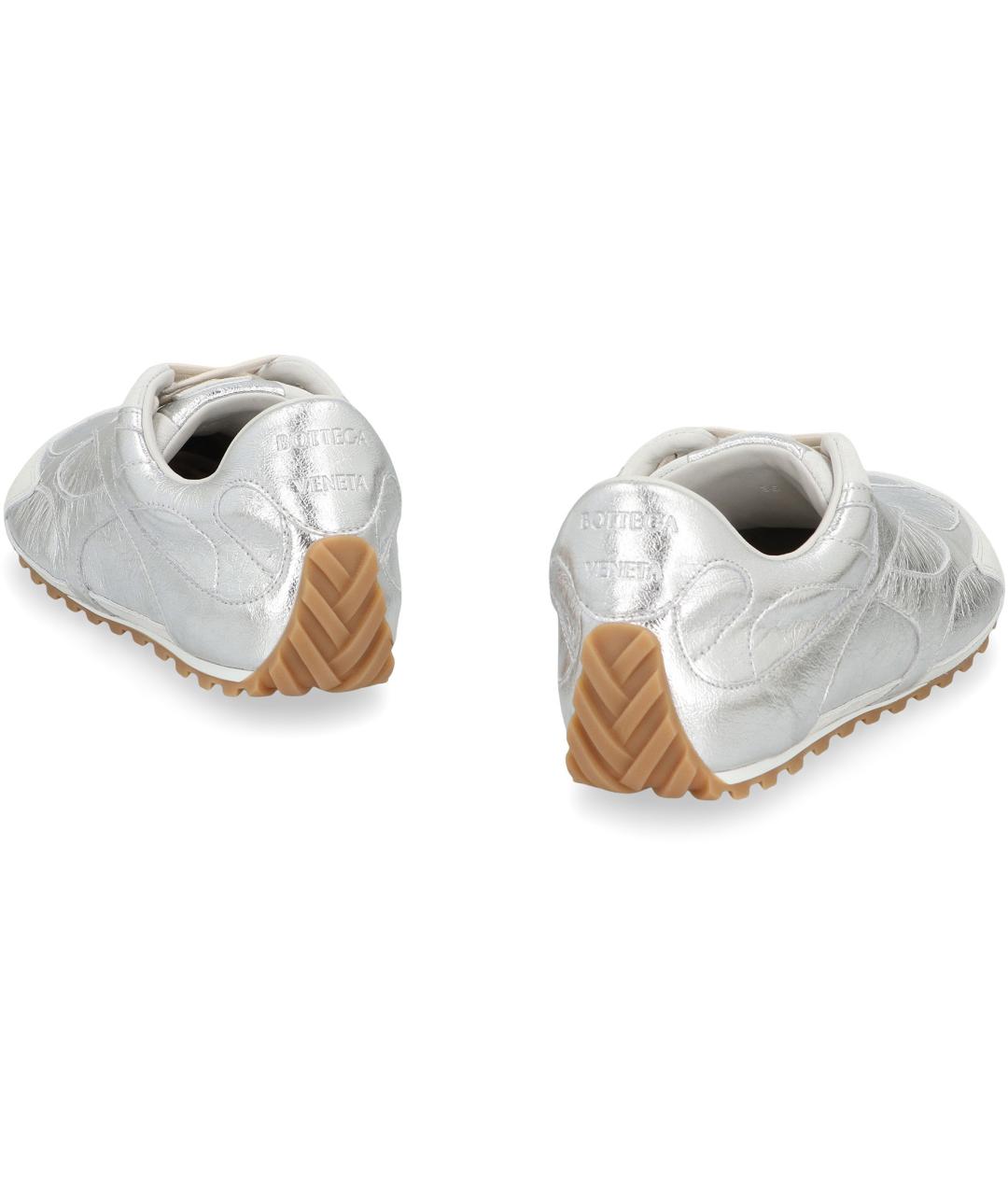 BOTTEGA VENETA Серебряные кожаные кроссовки, фото 4