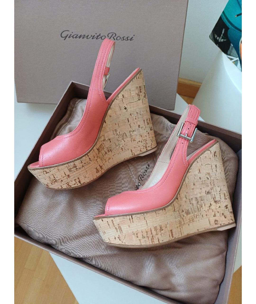 GIANVITO ROSSI Коралловые кожаные босоножки, фото 3