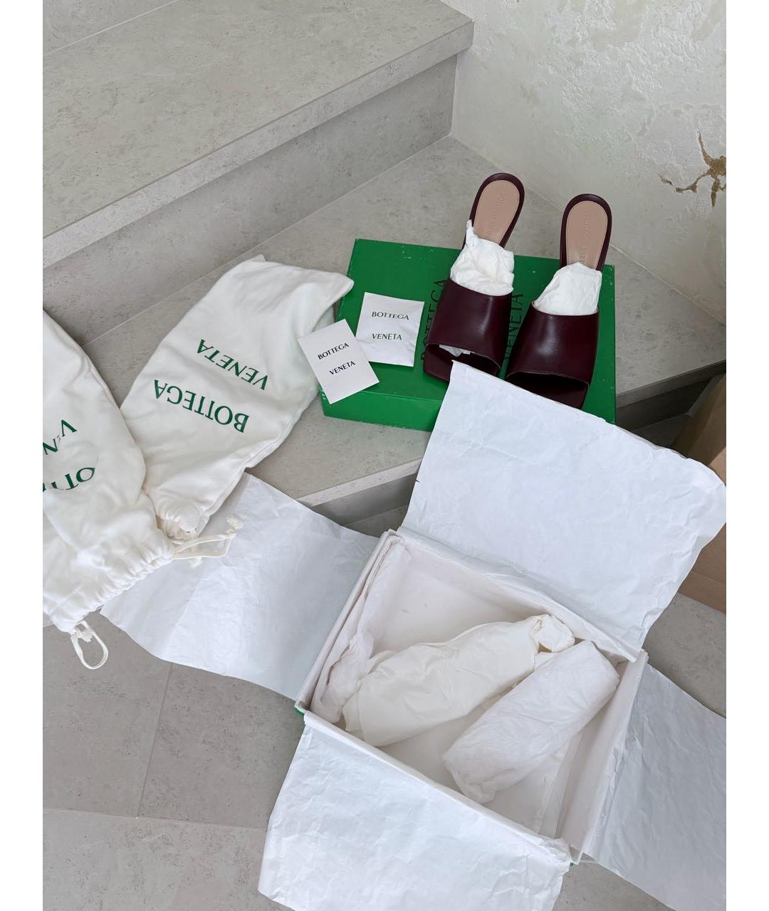 BOTTEGA VENETA Бордовые кожаные мюли, фото 7