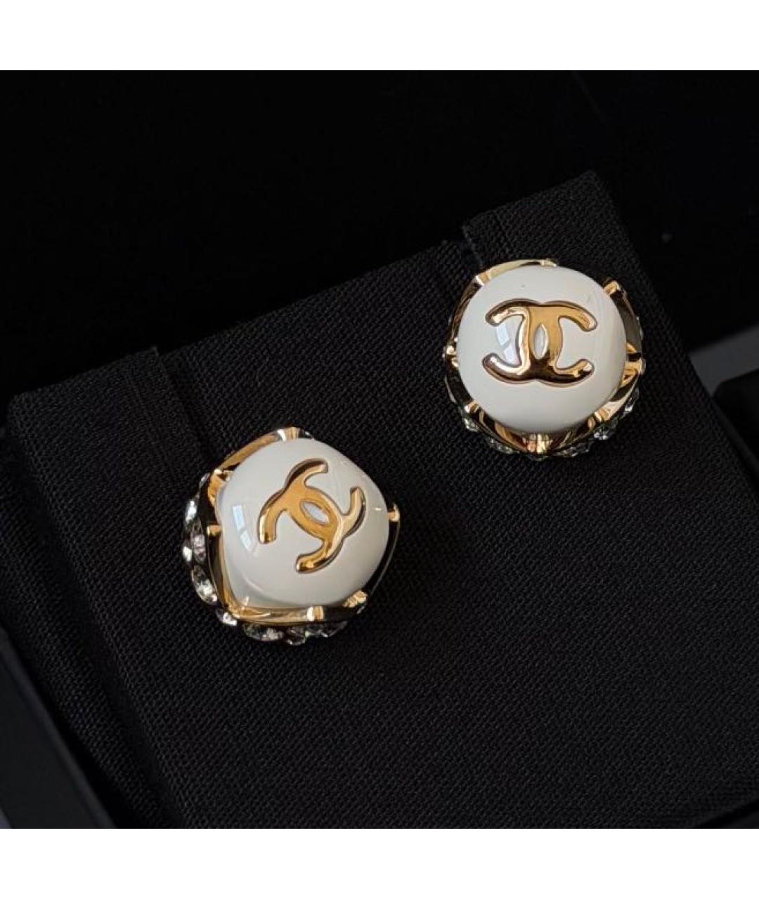 CHANEL Белые серьги, фото 3