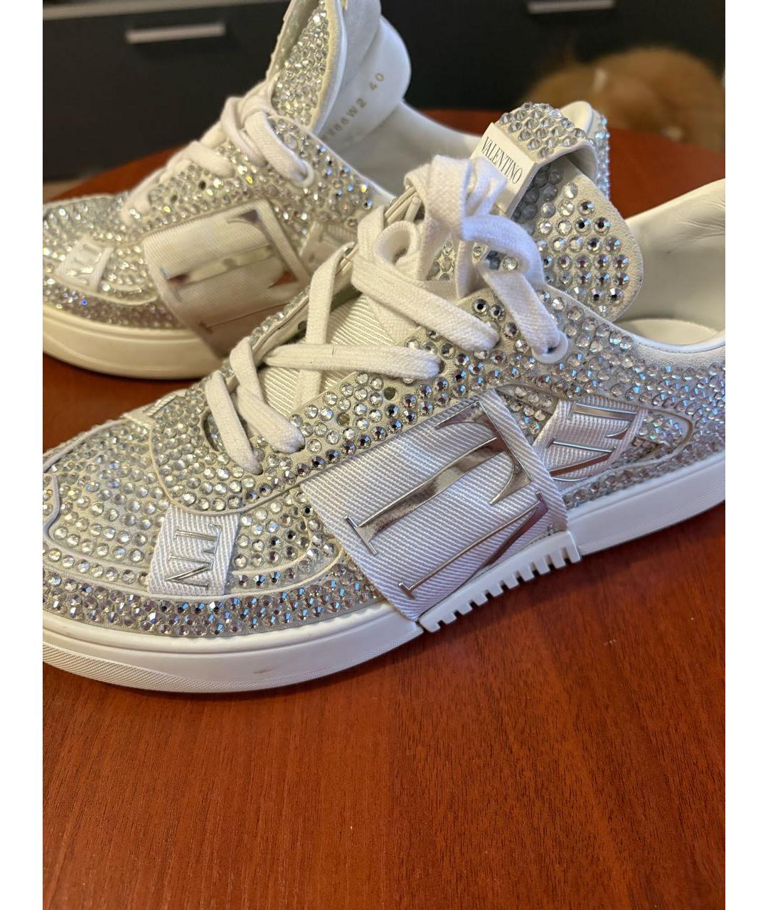 VALENTINO Белые кожаные кроссовки, фото 2