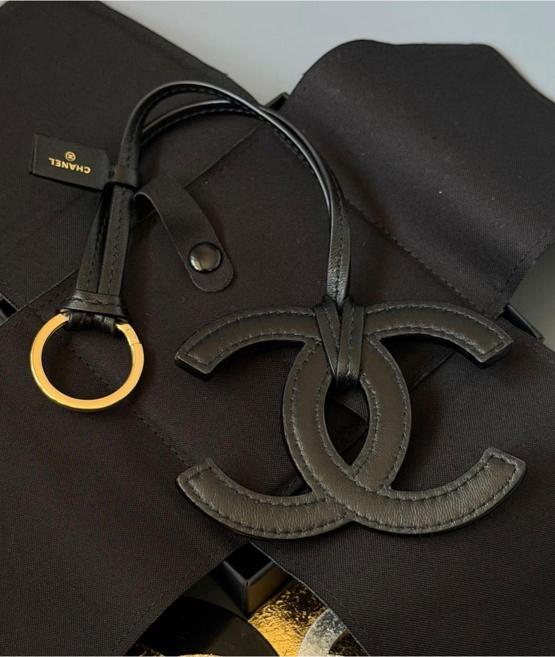 CHANEL Черный брелок, фото 4