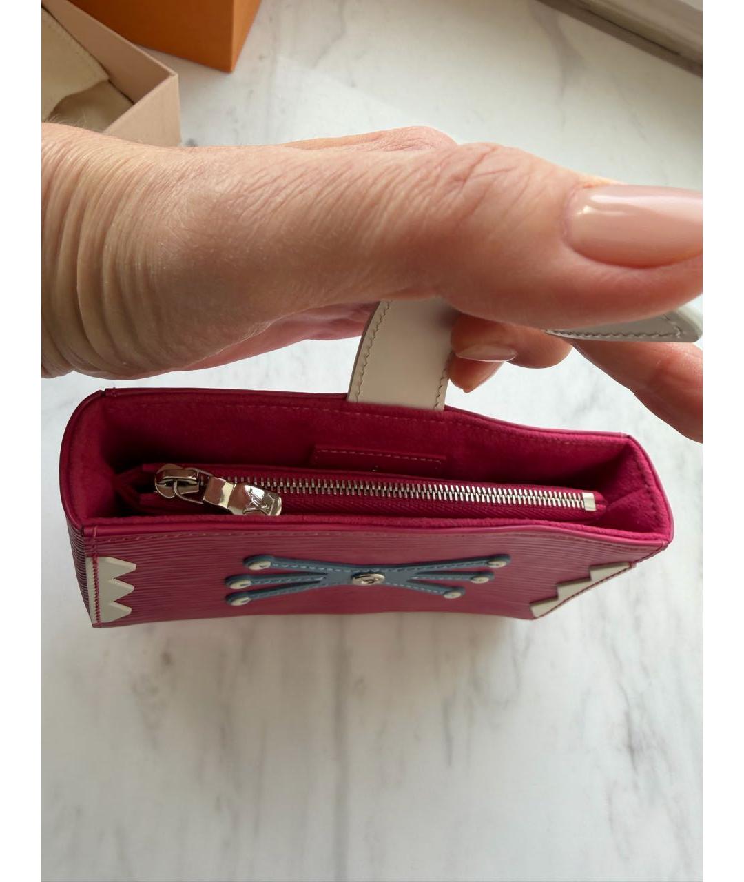 LOUIS VUITTON Розовый кожаный кошелек, фото 3