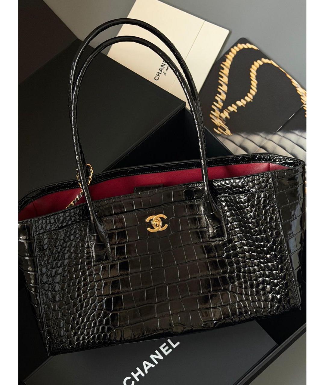 CHANEL Черная кожаная сумка тоут, фото 3