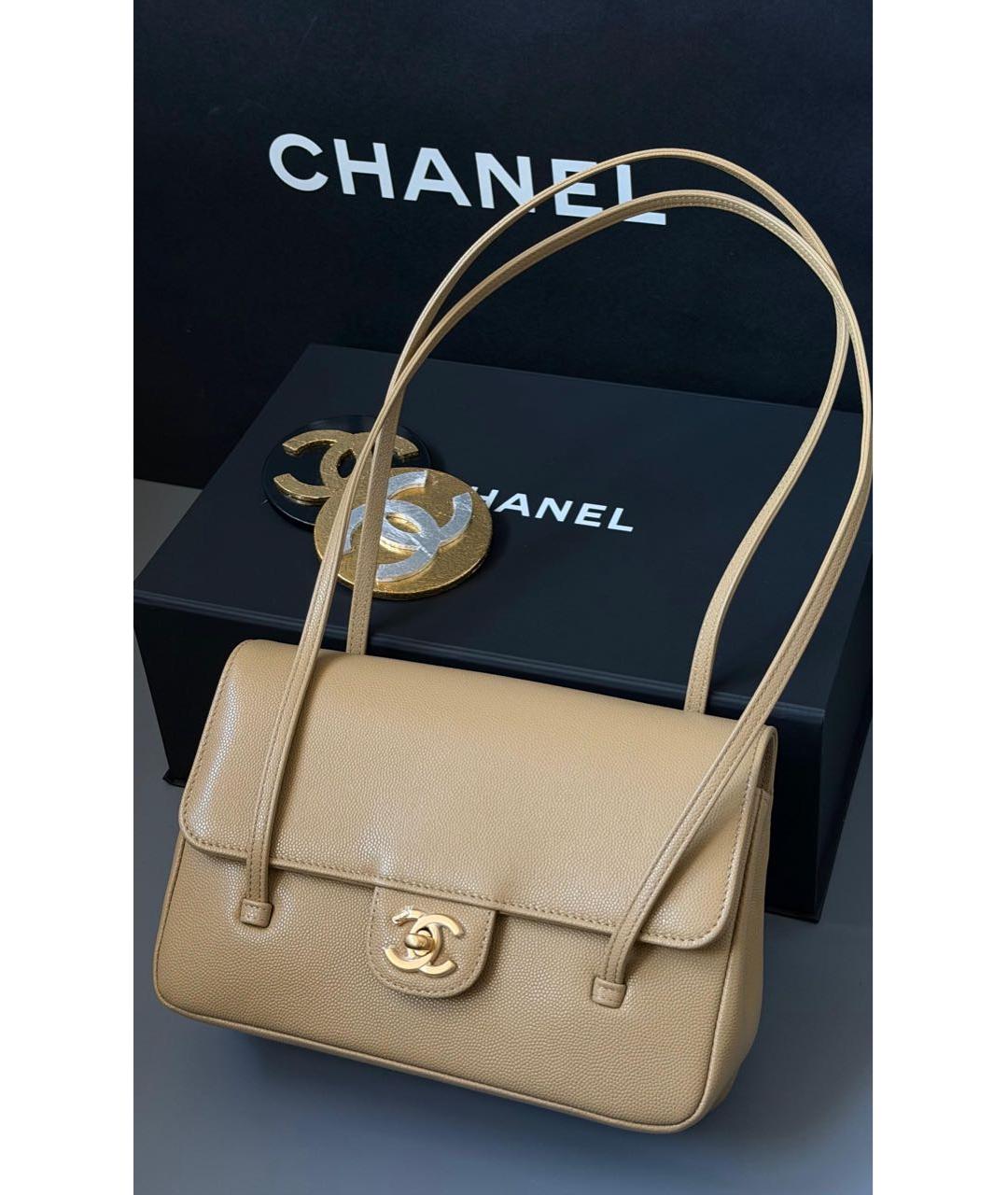 CHANEL Бежевая кожаная сумка с короткими ручками, фото 2