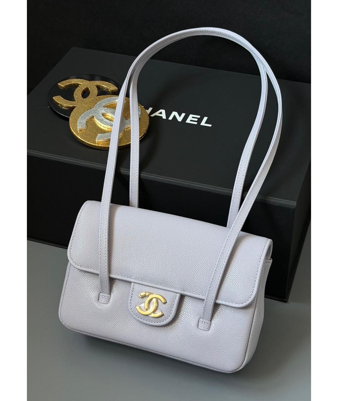 CHANEL Голубая кожаная сумка с короткими ручками, фото 3