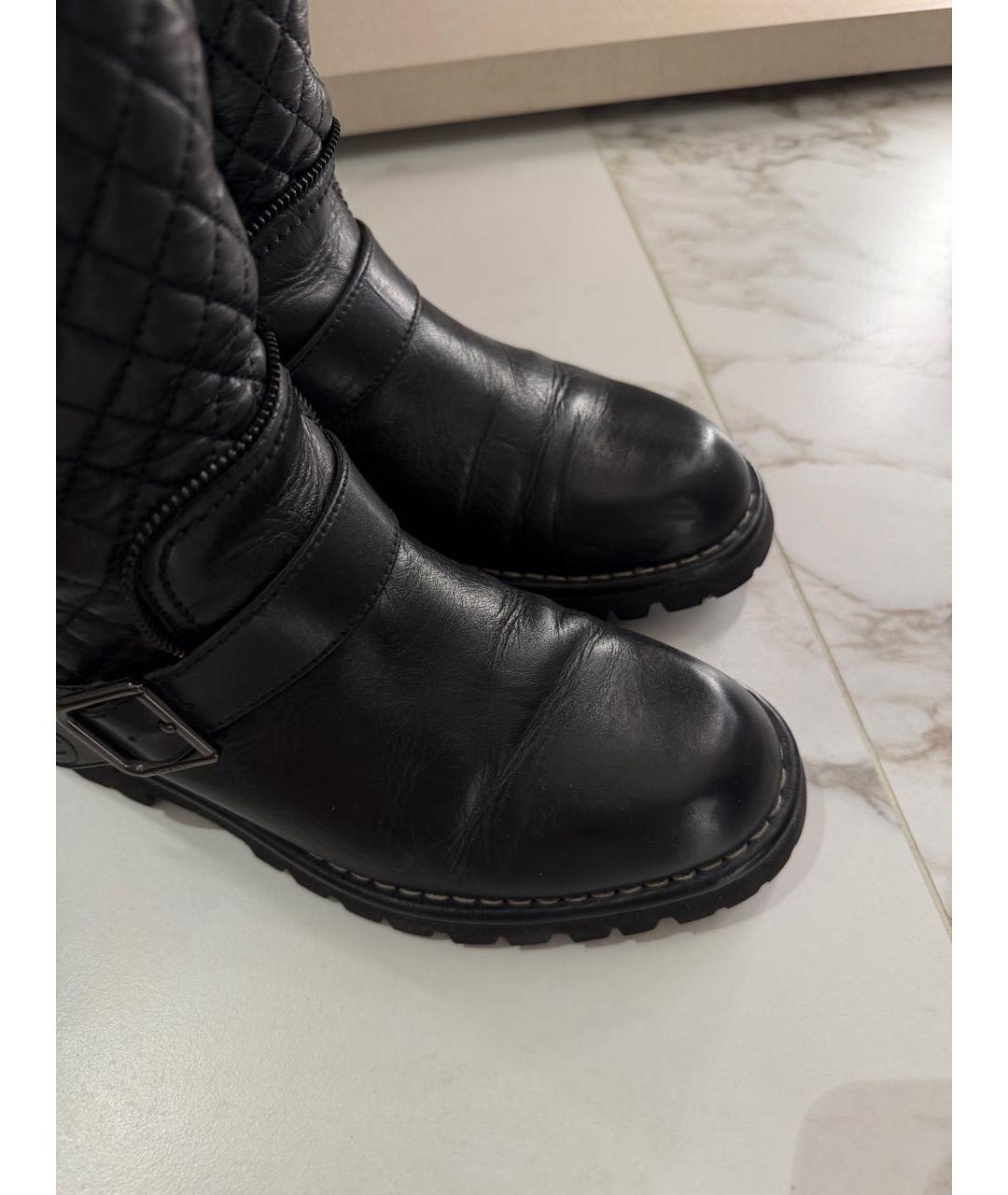 CHANEL Черные кожаные сапоги, фото 3