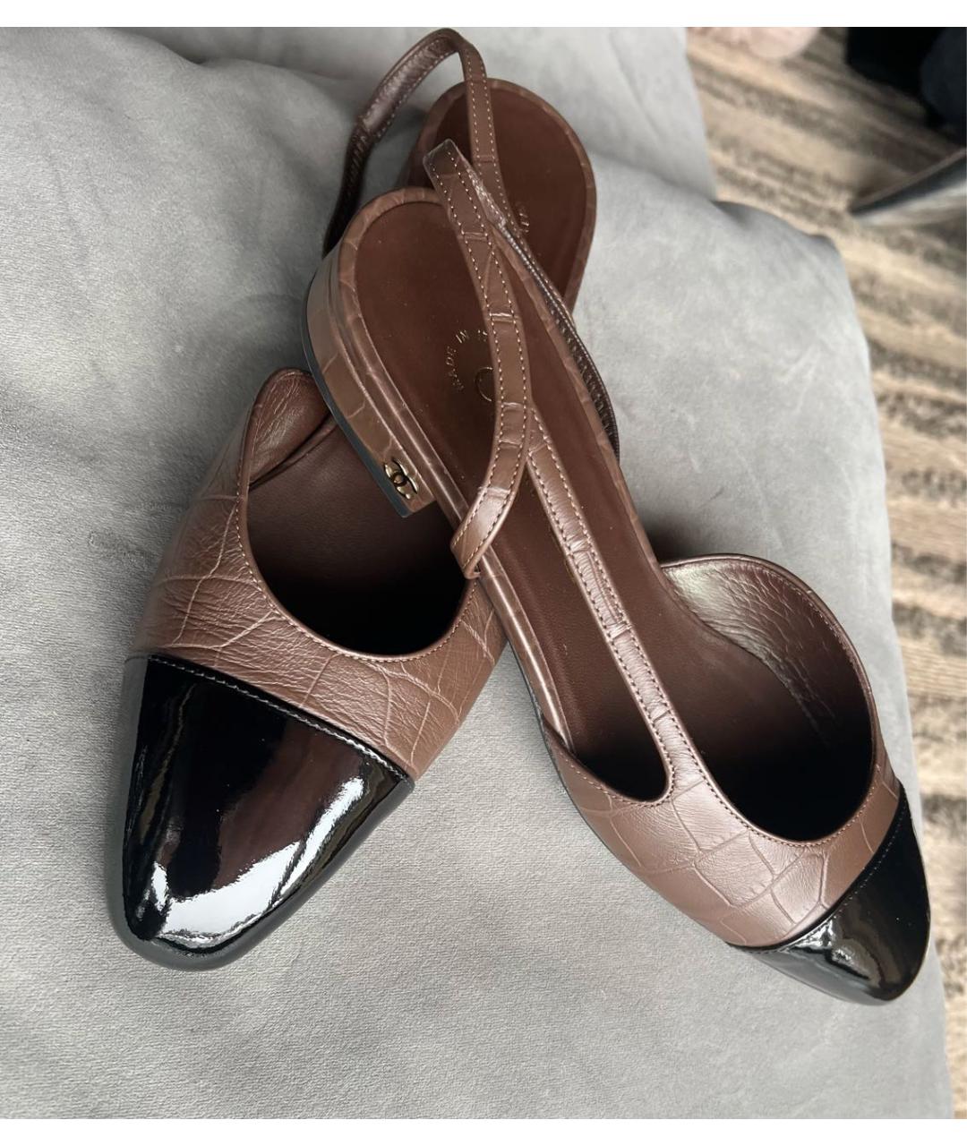 CHANEL Коричневые кожаные балетки, фото 6