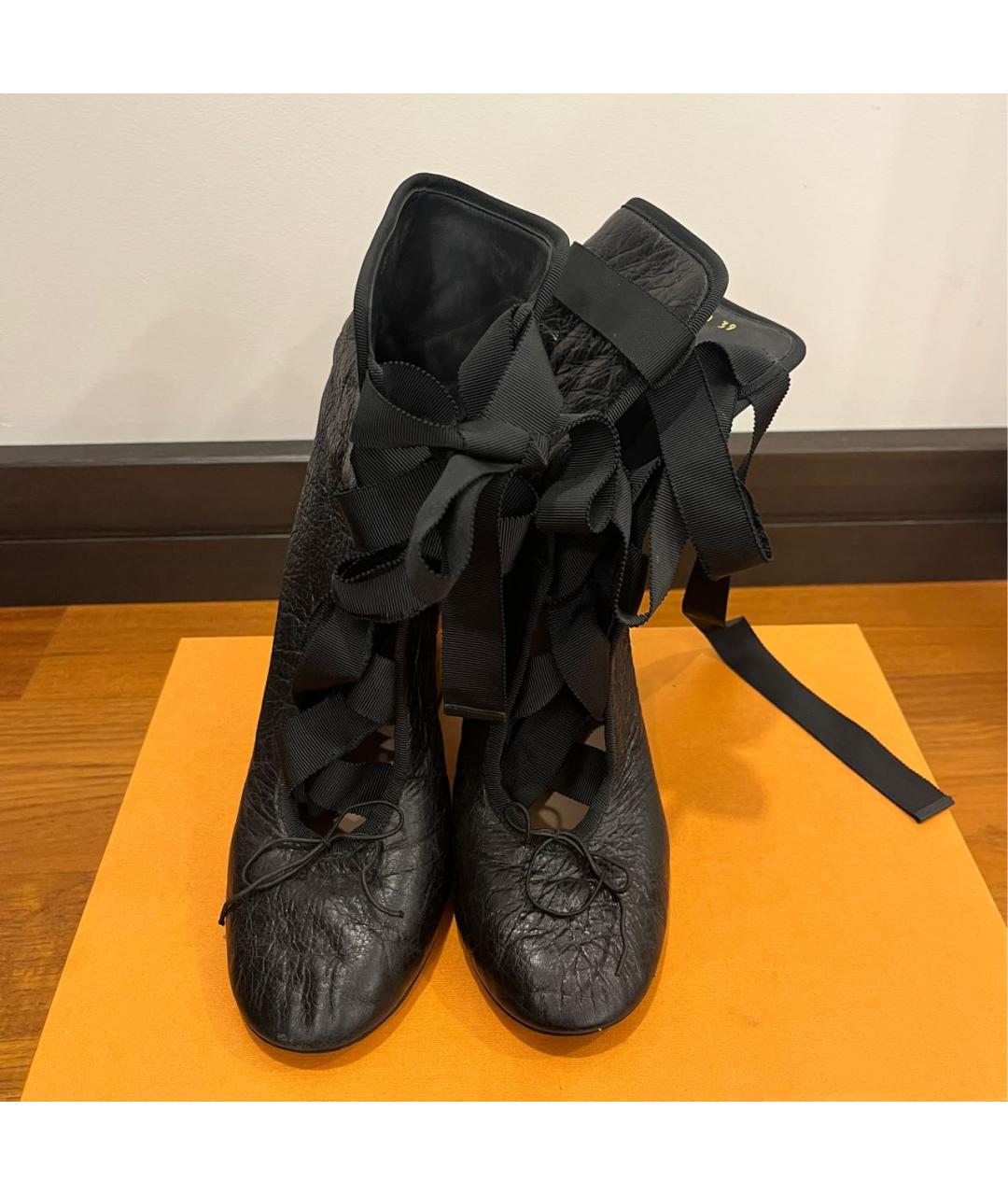 VALENTINO Черные кожаные ботильоны, фото 2