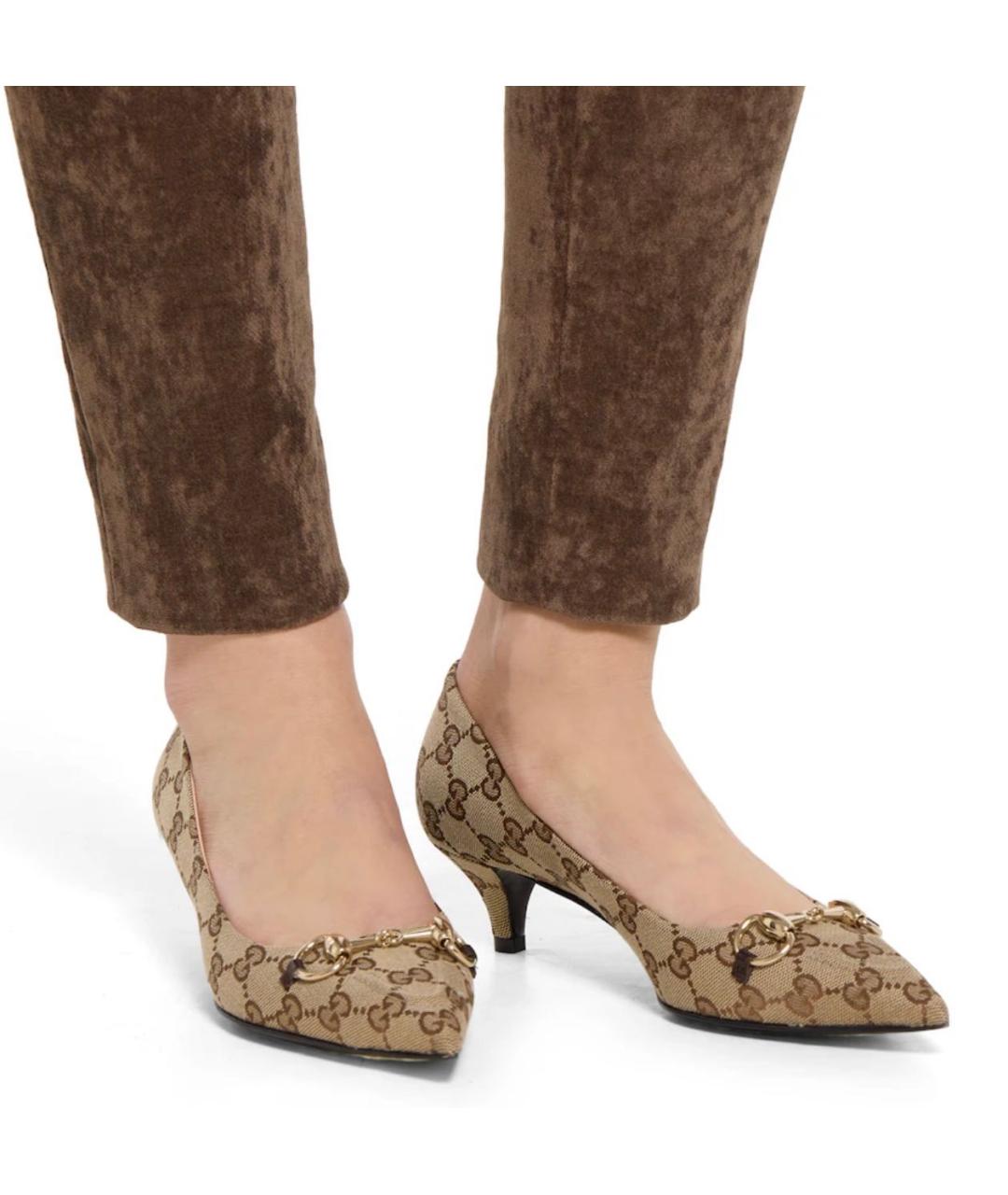 GUCCI Бежевые замшевые туфли, фото 3