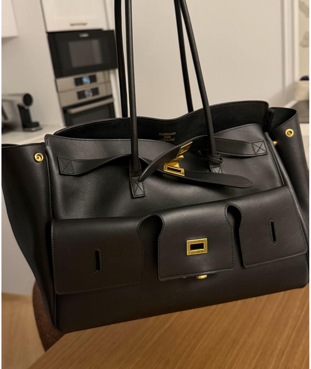 BALENCIAGA Черная кожаная сумка тоут, фото 2